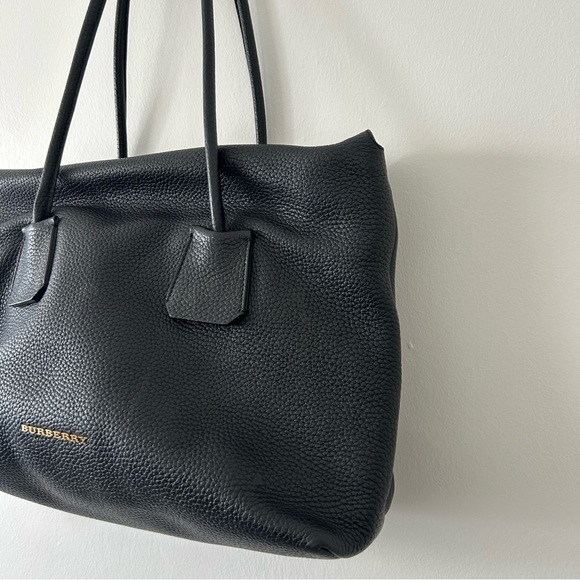 Burberry London Baynard Calfskin Black Pebbled Leather Handbag - Picture 2 of 10